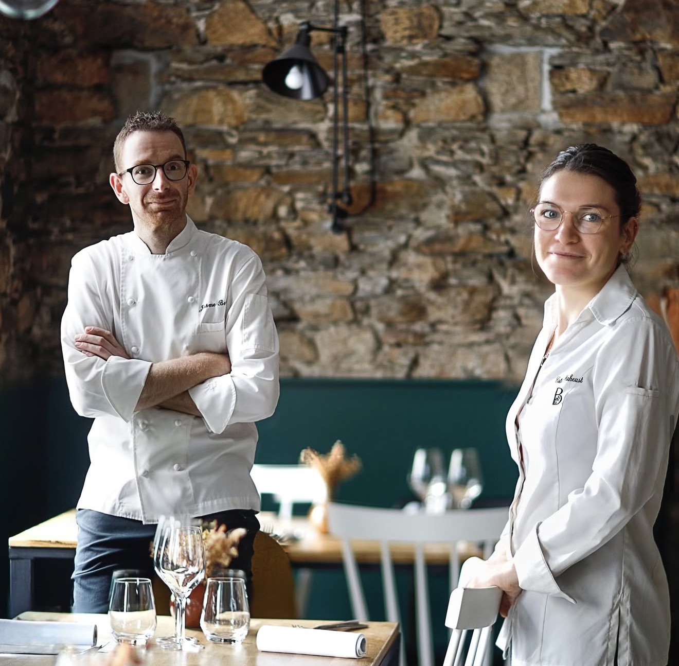 studio-creatif-nantes-direction-artistique-restaurant-nantes-bairoz-propriétaires