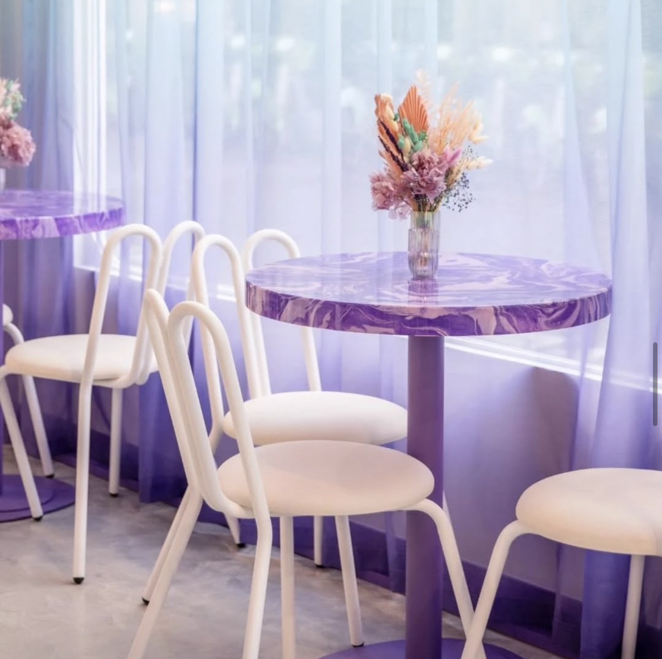 Mobilier design Via Ducs créateurs de design à portée de main nantes