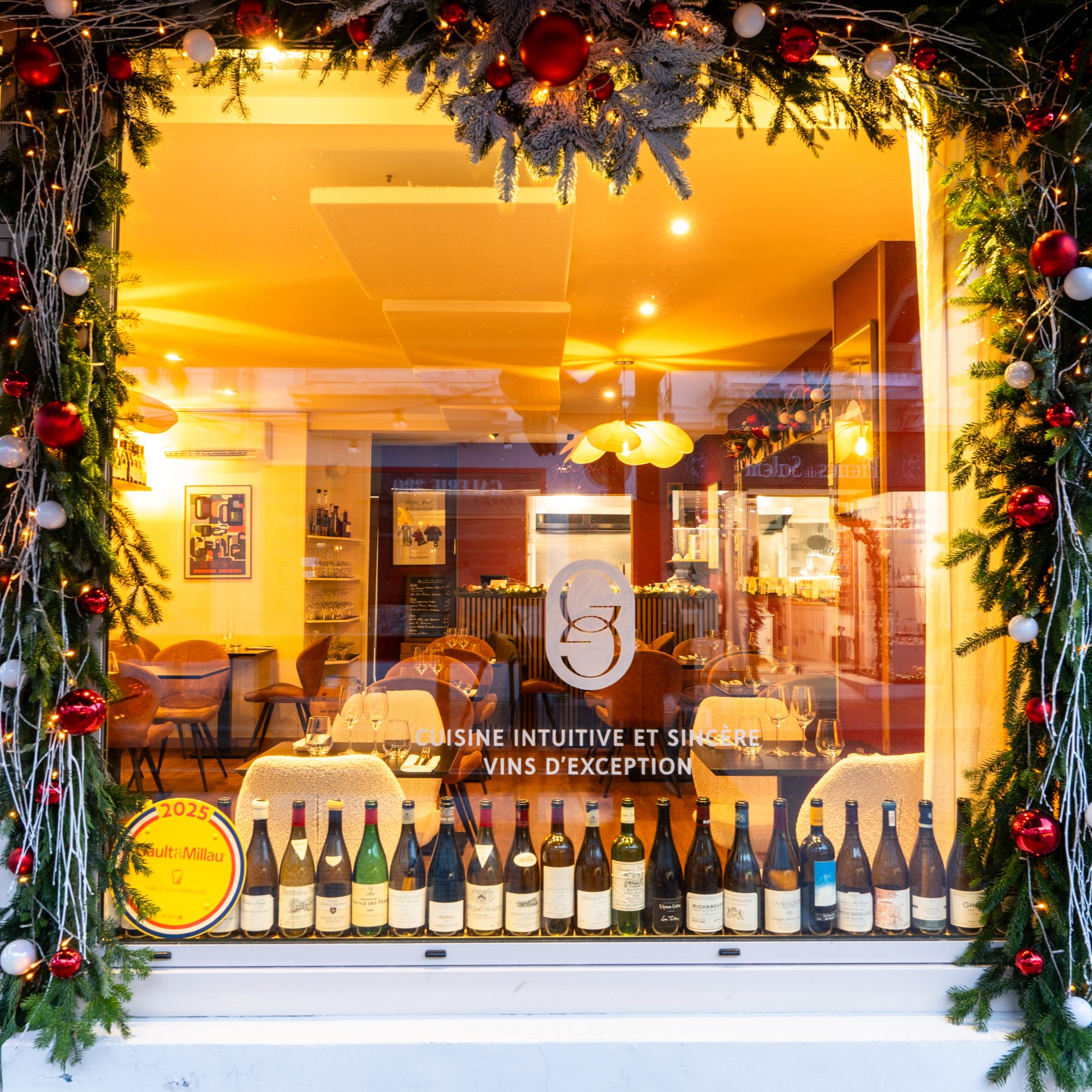 Devanture cave glouglou pornichet peinture en lettres naines enseigne